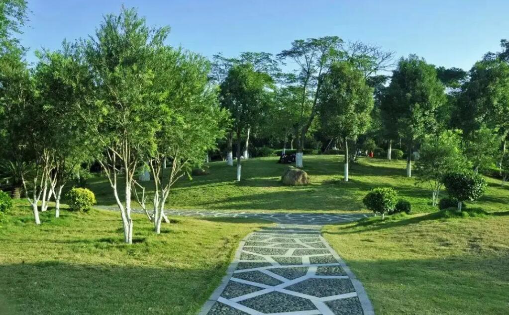 你了解園林綠化工程是按哪些標(biāo)準(zhǔn)報(bào)價?